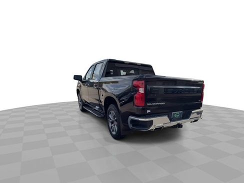 Used 2021 Chevrolet Silverado 1500 LT AWD/4WD image 6