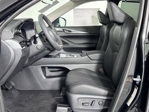 Certified 2026 INFINITI QX60 Luxe image 14
