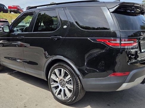 Used 2018 Land Rover Discovery HSE image 8