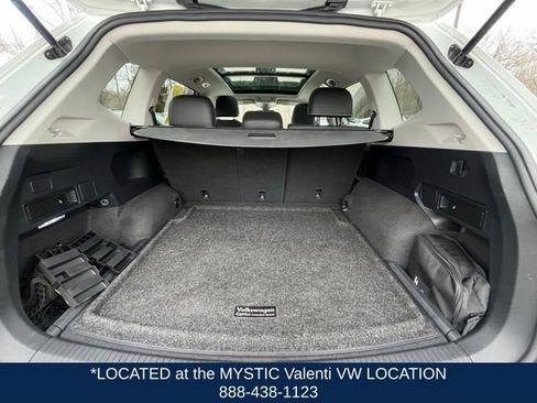 Certified 2023 Volkswagen Tiguan SE w/ Panoramic Sunroof Package image 20