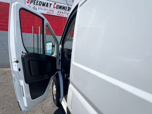 Used 2021 RAM ProMaster 2500 FWD image 31