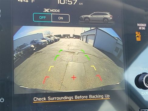 Used 2025 Subaru Outback Premium w/ Popular Package #1A image 16