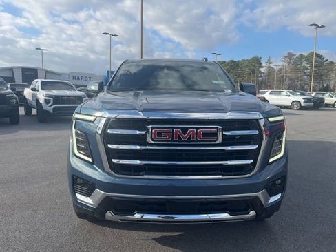 New 2026 GMC Yukon XL Elevation image 2