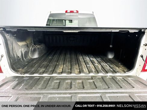 Used 2017 Chevrolet Silverado 1500 LTZ Z71 image 24