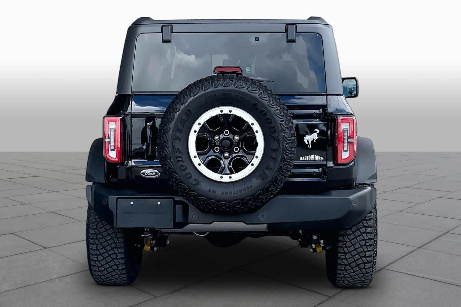Used 2022 Ford Bronco Outer Banks w/ Sasquatch Package AWD/4WD image 5