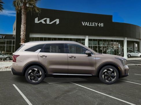New 2026 Kia Sorento EX FWD image 8