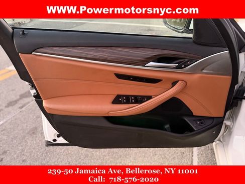 Used 2022 BMW 530i xDrive w/ Convenience Package image 42