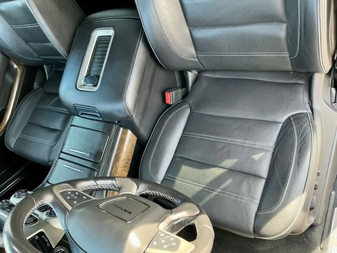 Used 2019 GMC Yukon XL Denali w/ Denali Ultimate Package image 39