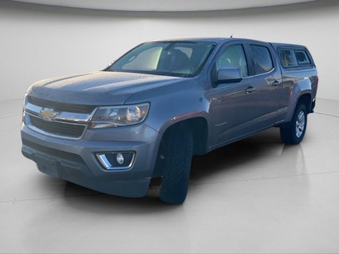 Used 2018 Chevrolet Colorado LT w/ LT Convenience Package image 16