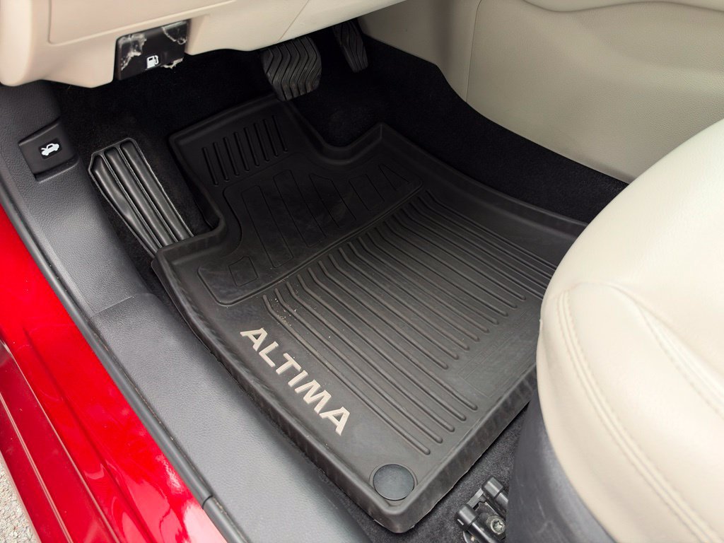 Used 2019 Nissan Altima 2.5 SL FWD image 24