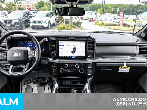 Used 2025 Ford F450 Platinum image 29