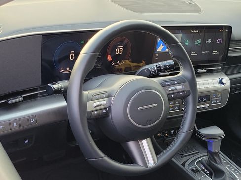 Used 2026 Hyundai Kona SEL Sport FWD image 11