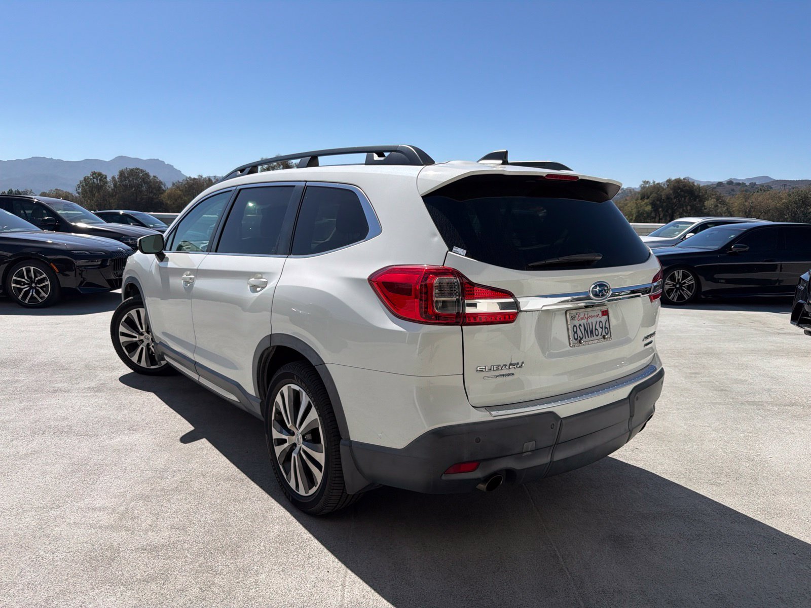 Used 2020 Subaru Ascent Limited w/ Technology Package AWD/4WD image 2