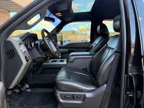 Used 2011 Ford F250 Lariat w/ Lariat Ultimate Pkg image 12