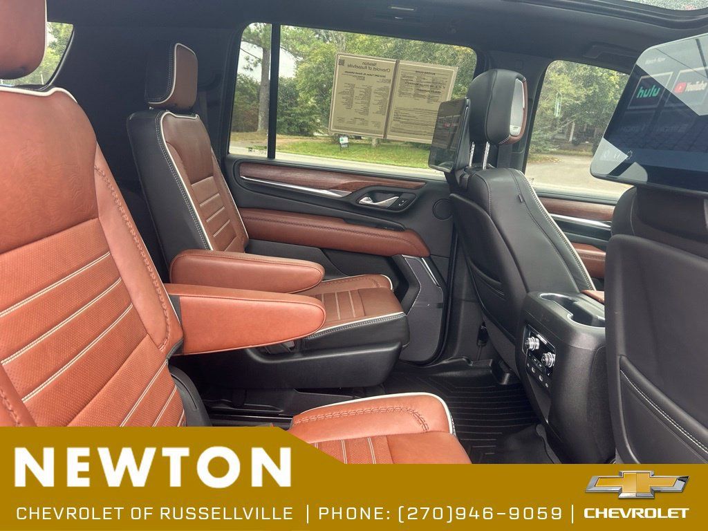 Used 2024 GMC Yukon XL Denali Ultimate AWD/4WD image 29