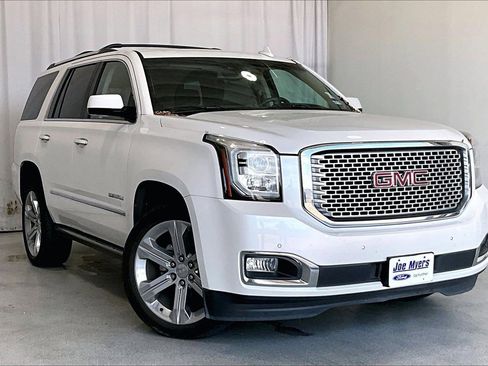 Used 2017 GMC Yukon Denali w/ Open Road Package image 1