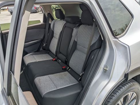 Used 2023 Nissan Rogue SV image 35