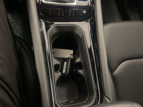 New 2025 Jeep Compass Limited image 10