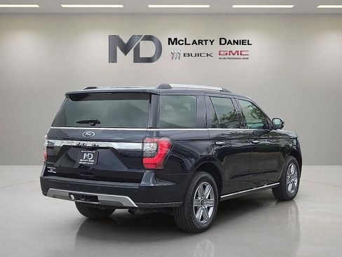 Used 2021 Ford Expedition Limited AWD/4WD image 5