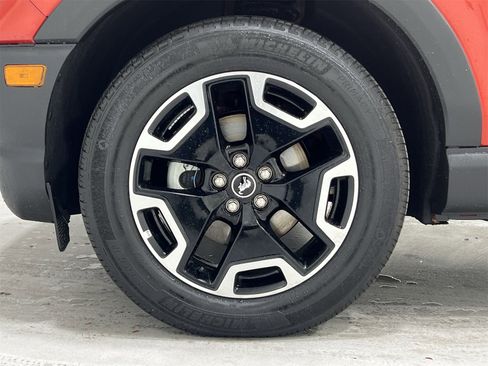 Used 2024 Ford Bronco Sport Outer Banks w/ Tech Package image 10