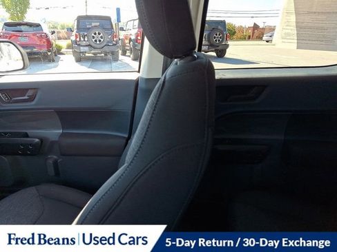 Certified 2025 Ford Maverick XL w/ Equipment Group 102A image 19