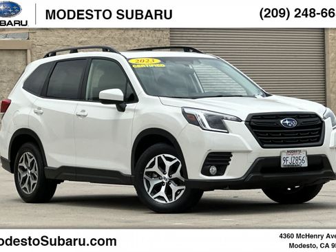 Certified 2023 Subaru Forester Premium AWD/4WD image 1