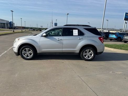Used 2016 Chevrolet Equinox LT w/ Convenience Package FWD image 3