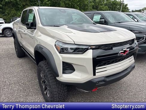 New 2026 Chevrolet Colorado ZR2 AWD/4WD image 1