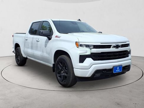 Used 2024 Chevrolet Silverado 1500 RST AWD/4WD image 3