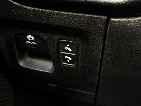 Used 2020 RAM 1500 Laramie AWD/4WD image 45