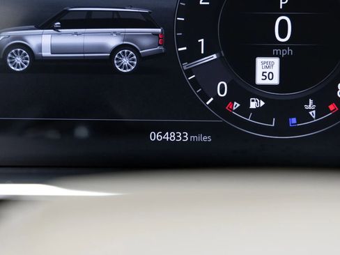 Used 2018 Land Rover Range Rover Supercharged image 18