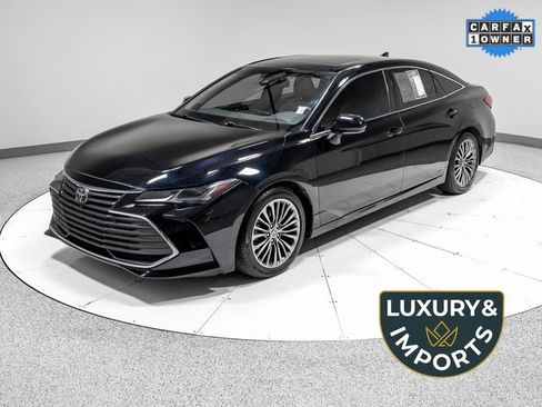Used 2022 Toyota Avalon Limited w/ Advanced Safety Package image 1