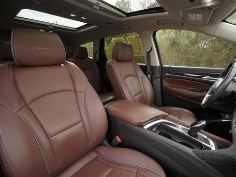 Used 2021 Buick Enclave Avenir w/ Avenir Technology Package image 27