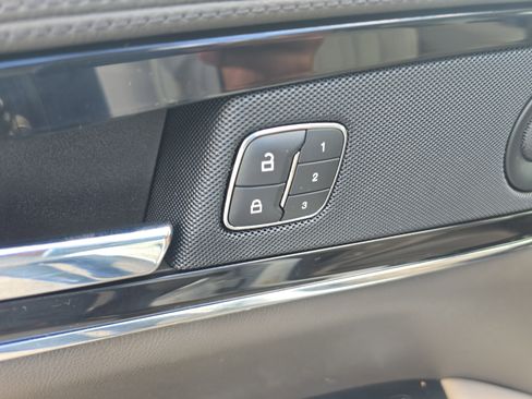 Used 2021 Lincoln Nautilus Reserve w/ Cargo Utility Package image 17