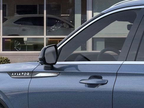 Used 2026 Lincoln Aviator AWD image 20