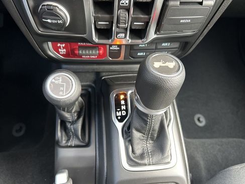 New 2026 Jeep Wrangler Unlimited Sport AWD/4WD image 32