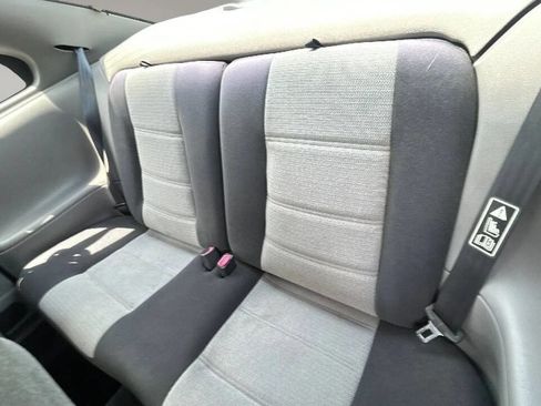 Used 2001 Ford Mustang Coupe RWD image 10