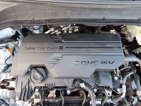 Used 2023 Hyundai Kona SEL AWD/4WD image 11