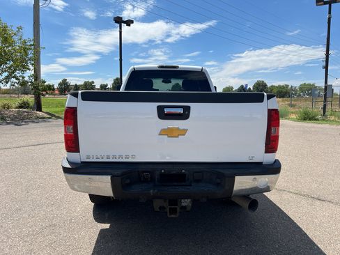 Used 2014 Chevrolet Silverado 3500 LT w/ Interior Plus Package AWD/4WD image 13
