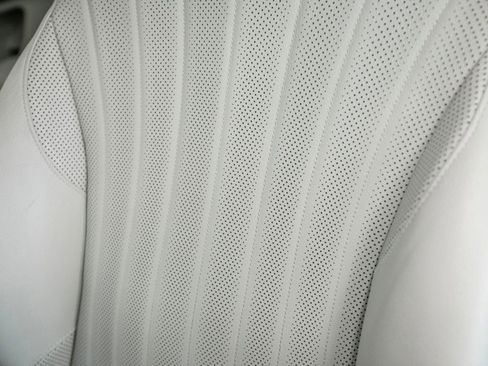 Used 2023 Mercedes-Benz EQS 580 4MATIC SUV image 21