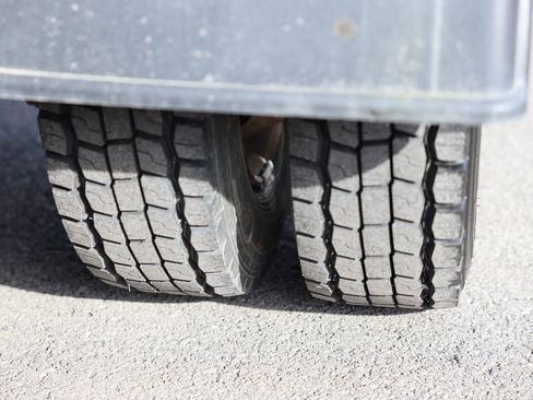 Used 2016 Ford F550 4x4 SuperCab Super Duty image 28