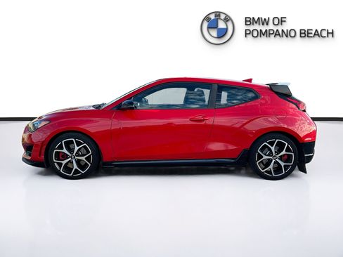 Used 2019 Hyundai Veloster N N image 4