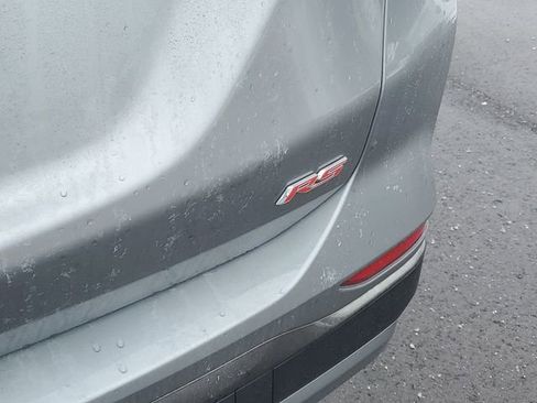 Used 2023 Chevrolet Equinox RS image 8