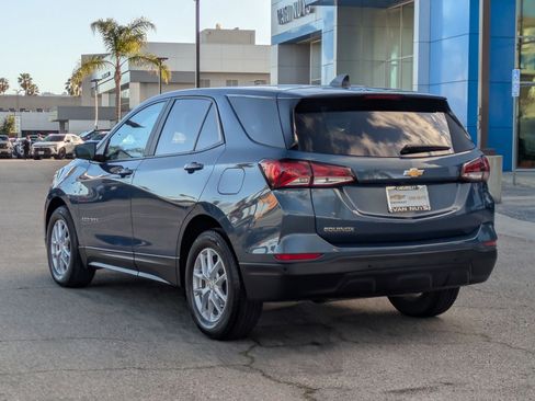 Used 2024 Chevrolet Equinox LS w/ LS Convenience Package image 7