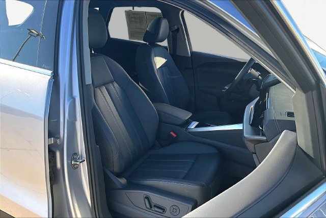 Used 2026 Audi Q5 Premium w/ Convenience Package AWD/4WD image 7