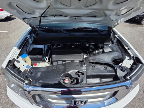 Used 2011 Honda Pilot EX-L image 17