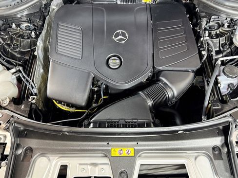 Used 2026 Mercedes-Benz GLC 300 4MATIC image 29