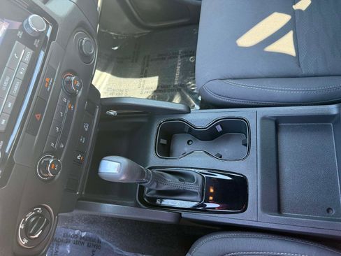 Used 2023 Nissan Frontier SV w/ Midnight Edition Package image 28