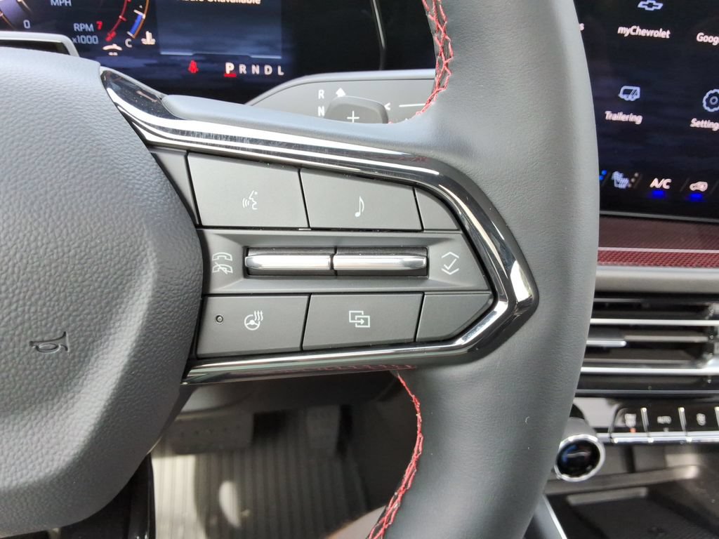 New 2026 Chevrolet Traverse RS w/ LPO, Floor Liner Package FWD image 25