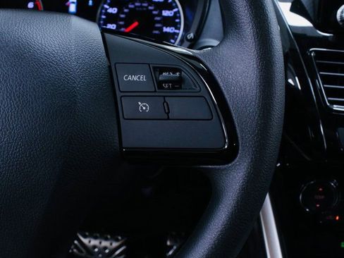 Used 2024 Mitsubishi Eclipse Cross Black Edition image 11